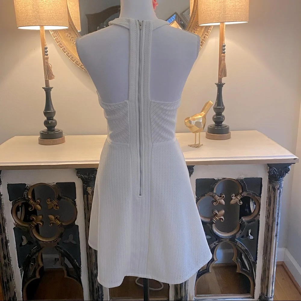 Verty Pretty Little White Dress Sexy Date Night Mini Small S NWT NEW - Picture 6 of 7